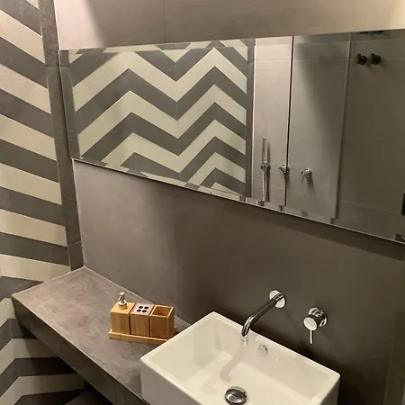 Cavour Urban By Ghor بيت ضيافة روما