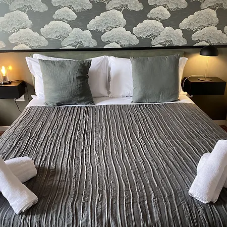 Cavour Urban By Ghor 4*